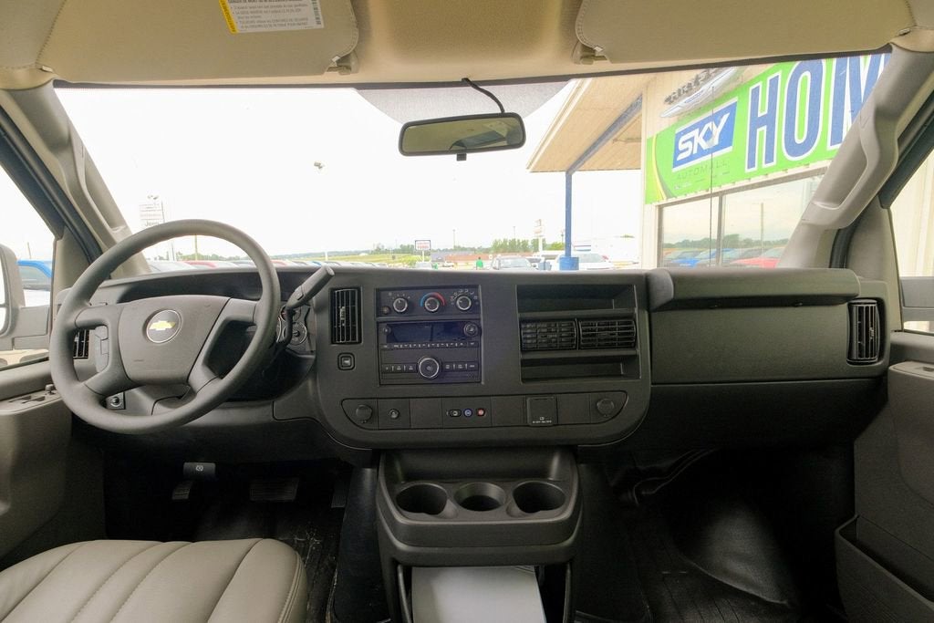 2025 Chevrolet Express Cargo 2500 WT