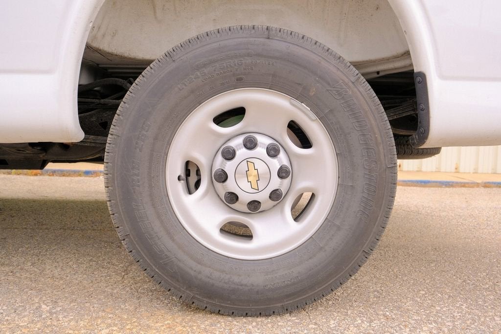 2025 Chevrolet Express Cargo 2500 WT