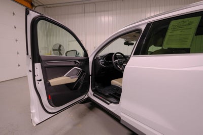 2025 Audi Q3 S line Premium