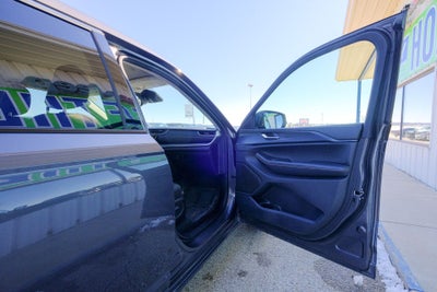 2024 Jeep Grand Cherokee L Laredo 4x4