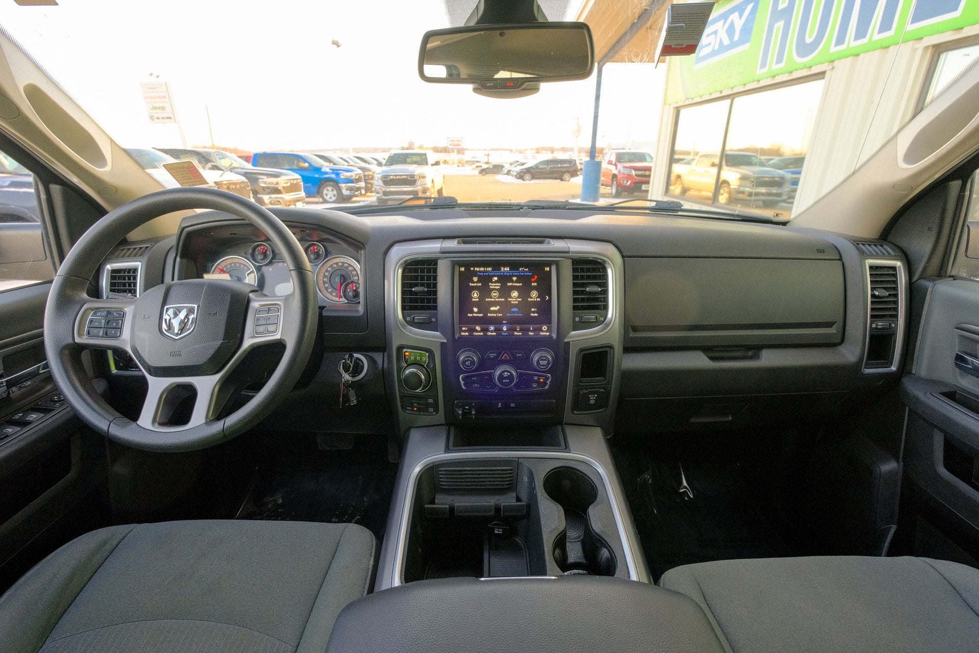 2023 RAM 1500 Classic SLT Crew Cab 4x4 5'7' Box