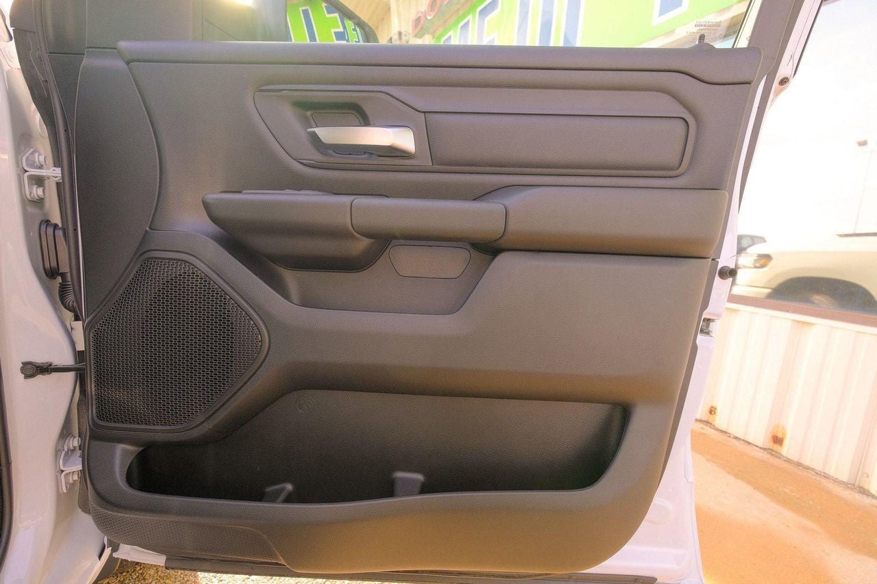 2025 RAM 1500 Tradesman Crew Cab 4x4 5'7' Box