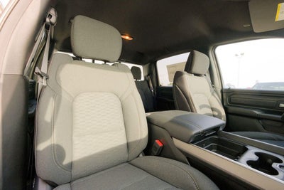 2025 RAM 1500 Tradesman Crew Cab 4x4 5'7' Box