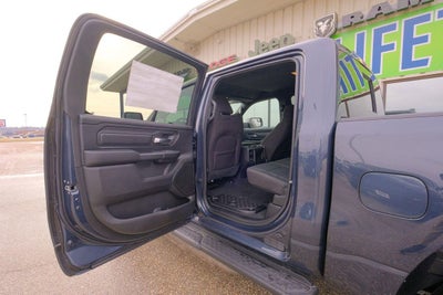 2025 RAM 1500 Tradesman Crew Cab 4x4 5'7' Box