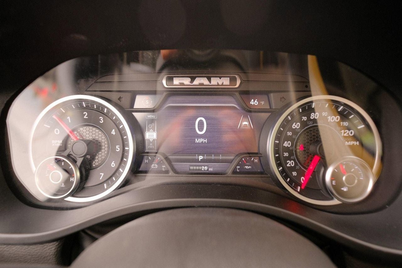 2025 RAM 1500 Tradesman Crew Cab 4x4 5'7' Box