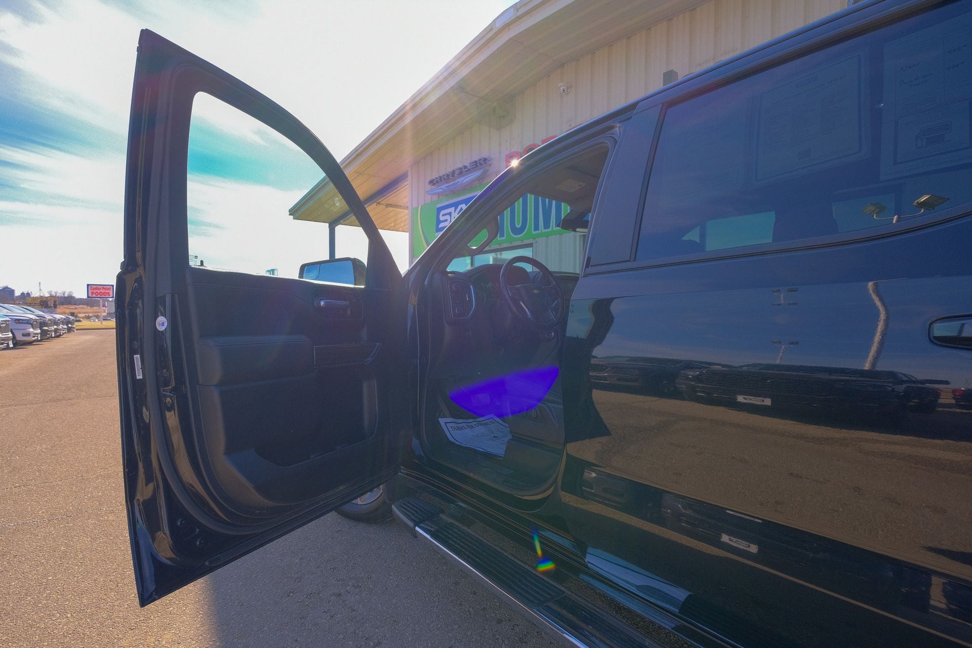 2021 Chevrolet Silverado 1500 2WD Crew Cab Short Bed LT