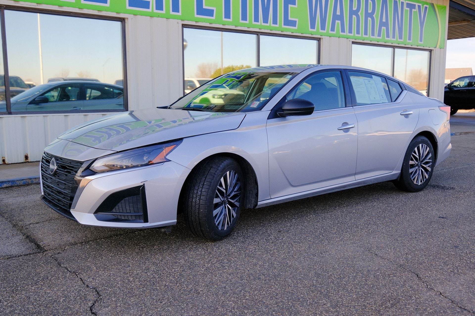 2024 Nissan Altima SV FWD