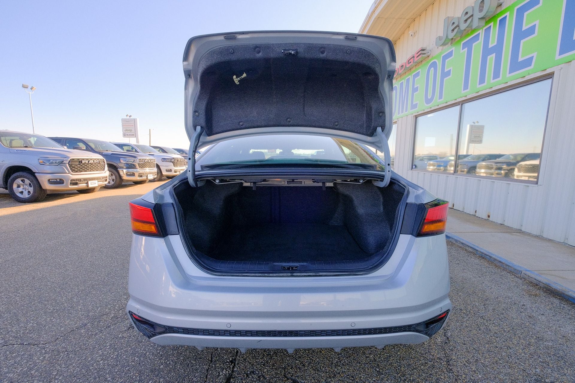 2024 Nissan Altima SV FWD