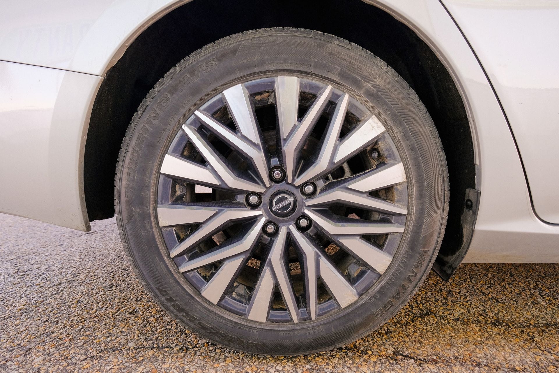 2024 Nissan Altima SV FWD