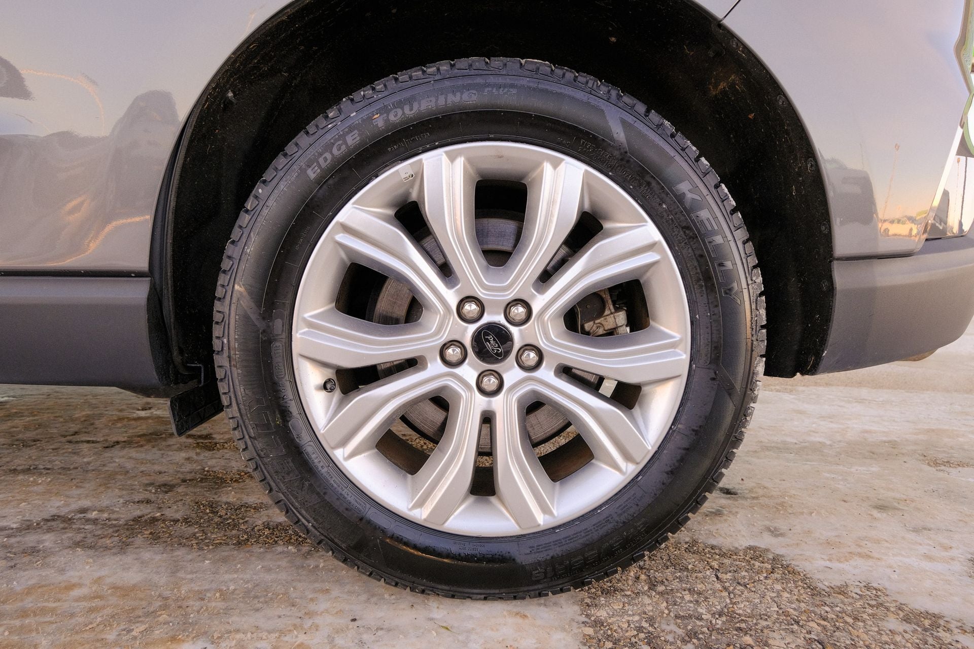 2024 Ford Edge Titanium