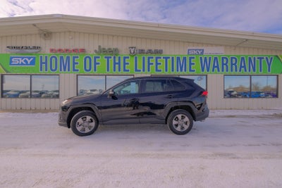 2024 Toyota RAV4 XLE