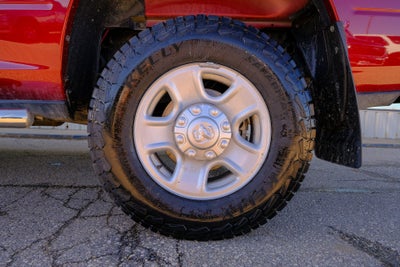 2024 RAM 3500 Tradesman Crew Cab 4x4 6'4' Box