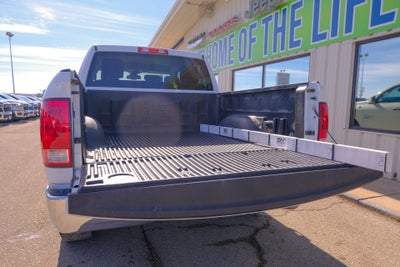 2023 RAM 1500 Classic SLT Crew Cab 4x4 5'7' Box