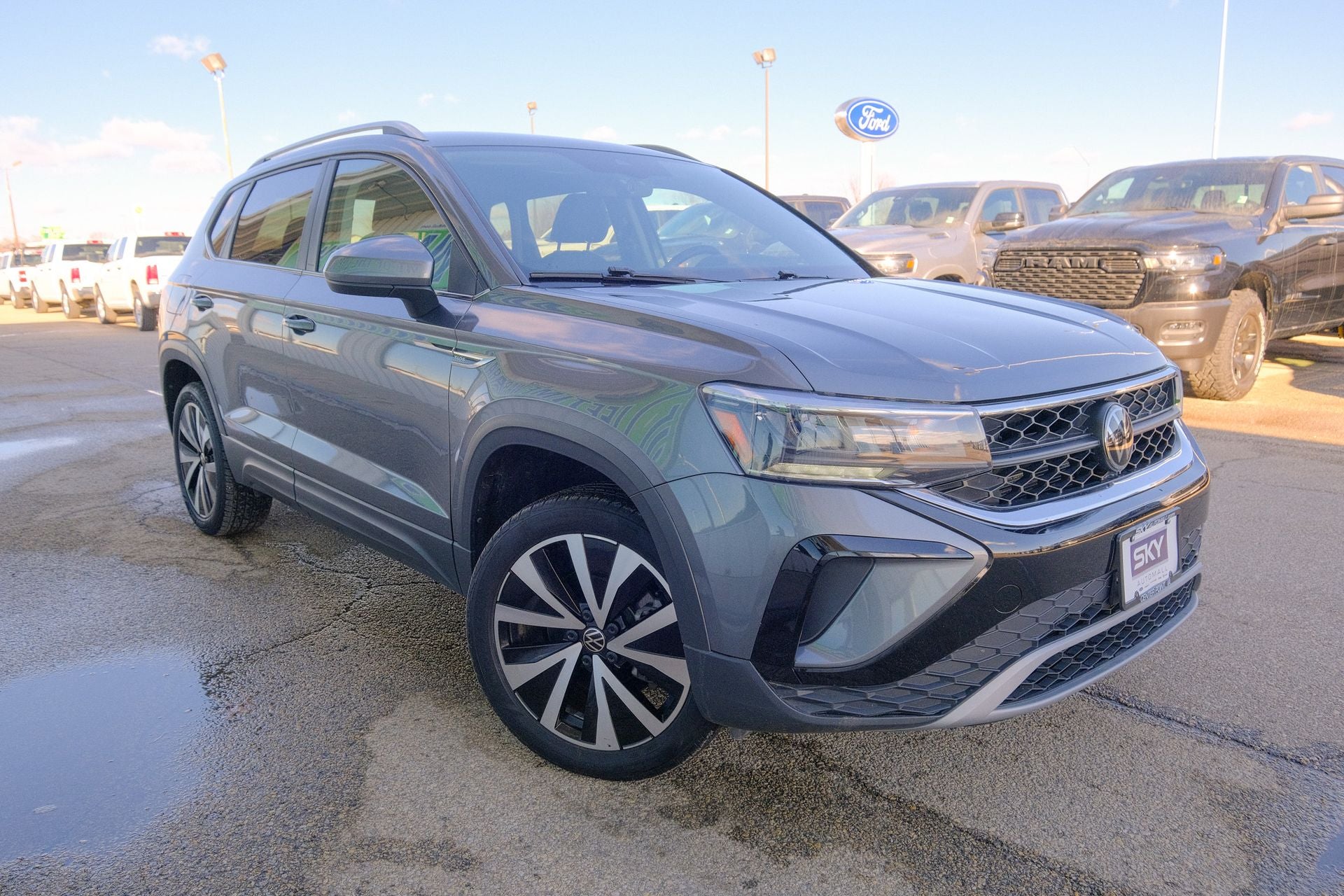 2024 Volkswagen Taos 1.5T SE