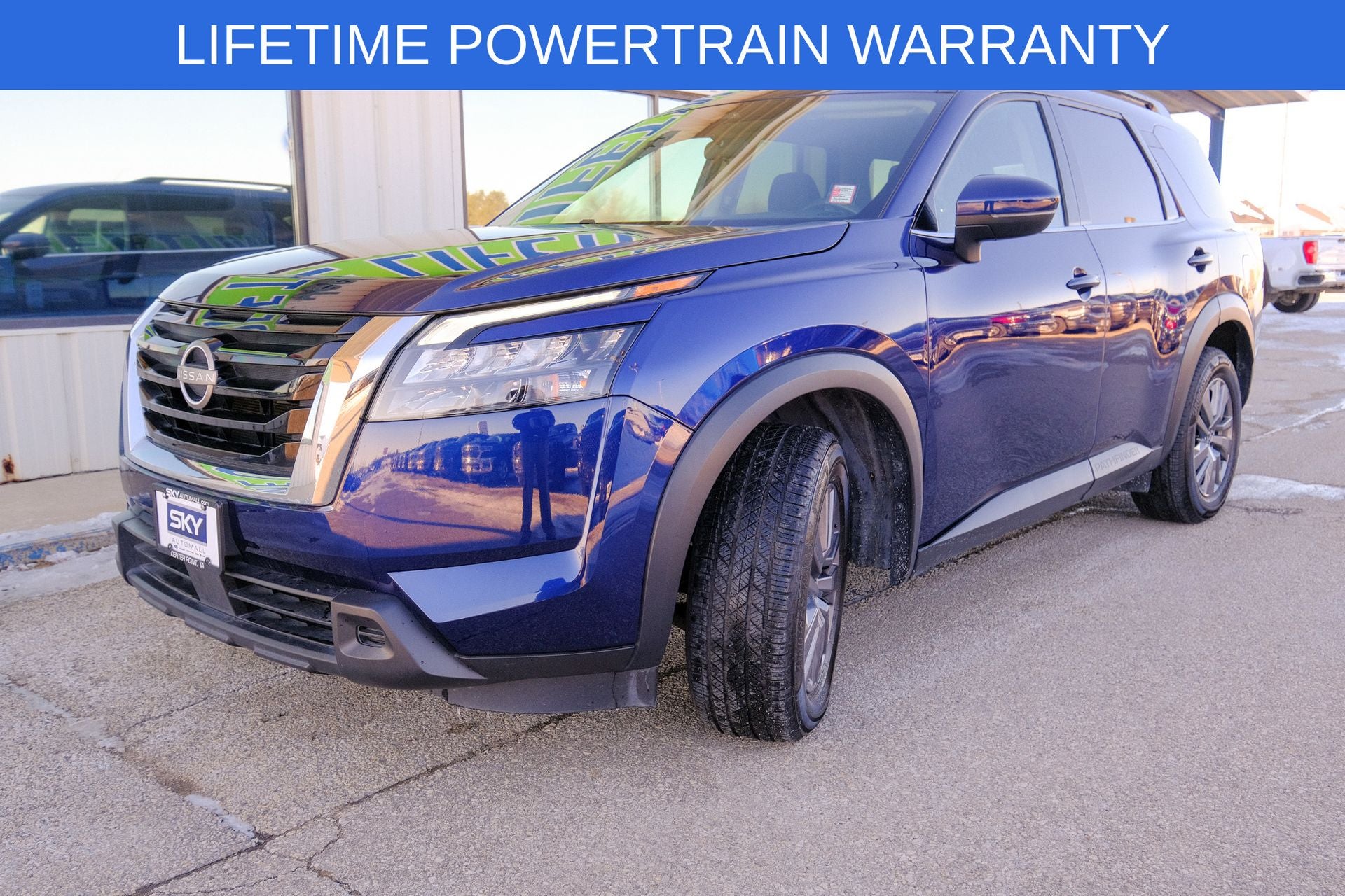 2025 Nissan Pathfinder SV 4WD