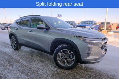 2025 Chevrolet Trax FWD LT