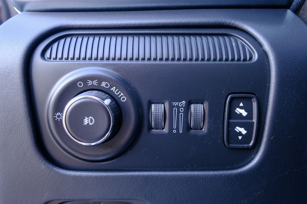 2023 Jeep Grand Wagoneer L Series III