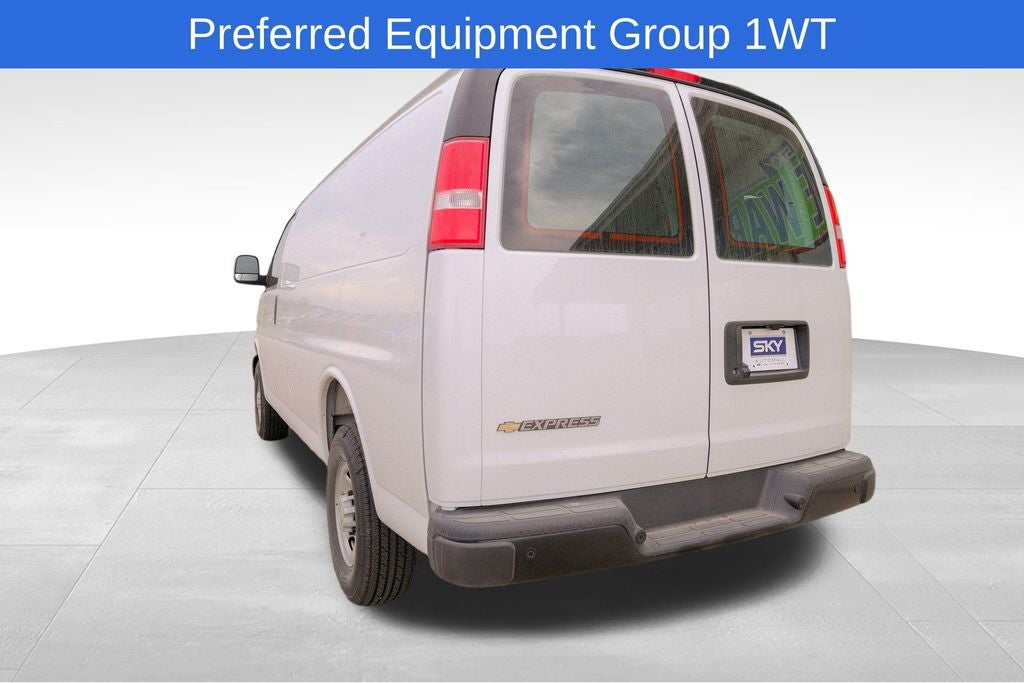 2025 Chevrolet Express 2500 Work Van Cargo