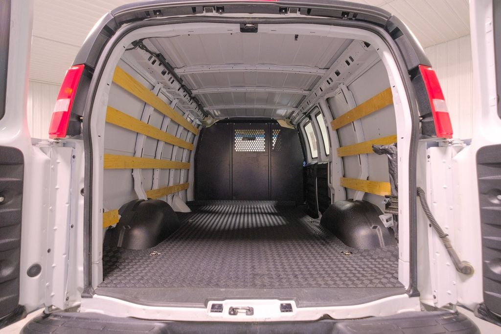 2024 GMC Savana 2500 Work Van