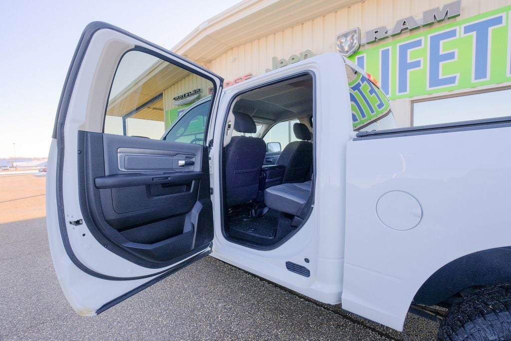 2023 RAM 1500 Classic SLT