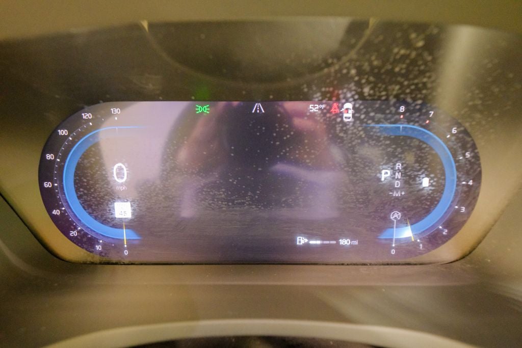 2024 Volvo S60 B5 Plus Dark Theme