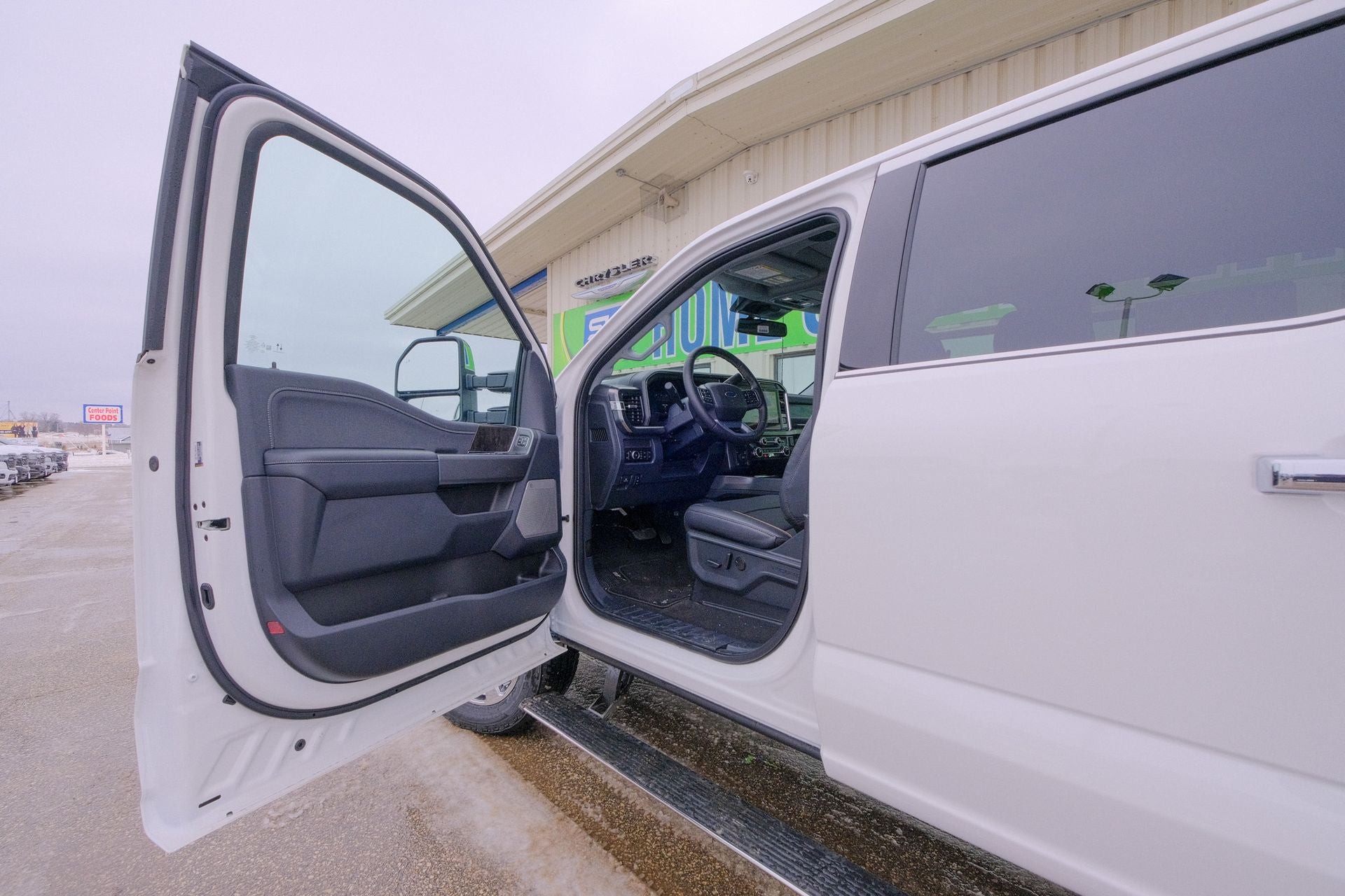 2026 Ford F-350SD Lariat